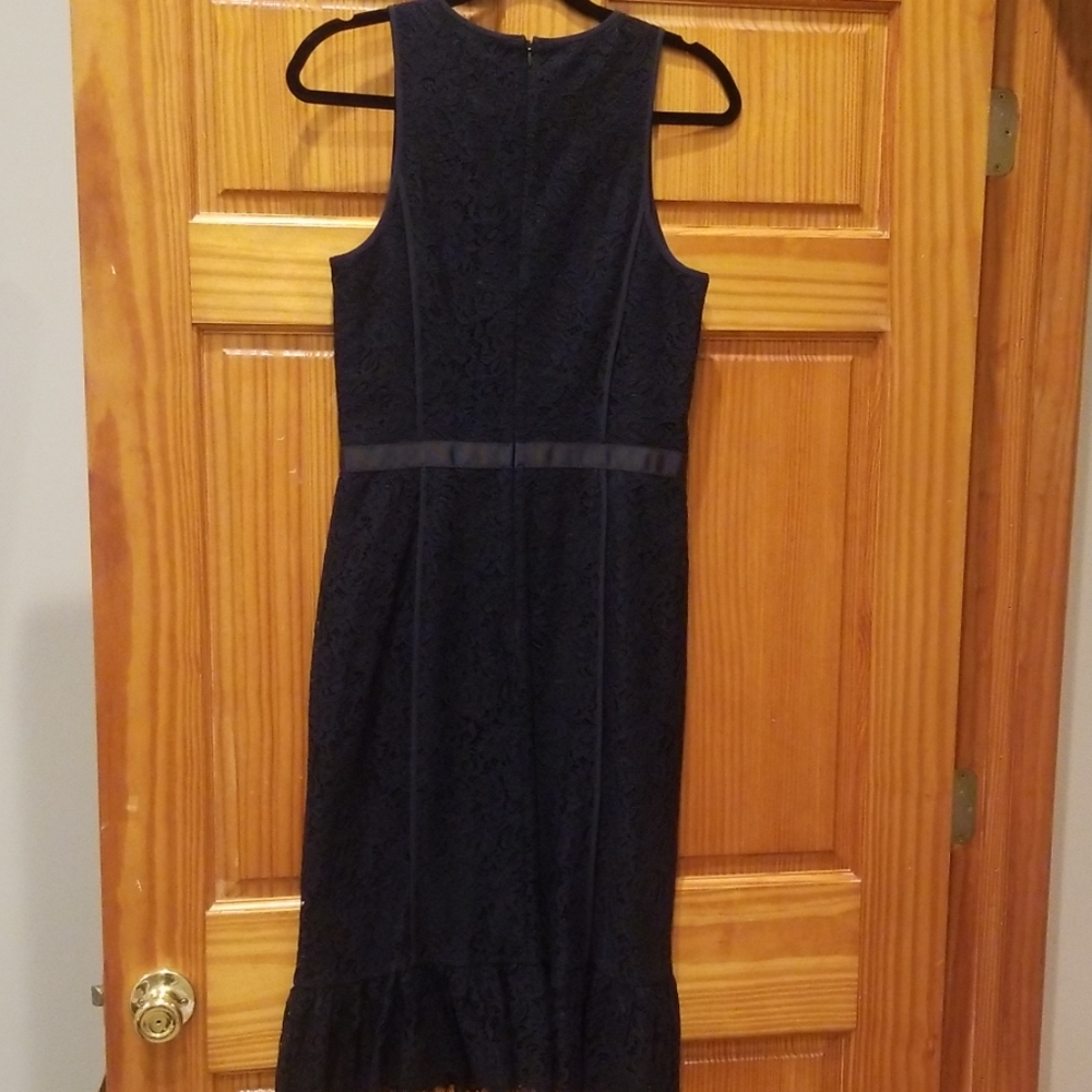 Dress - Picture 4 of 4